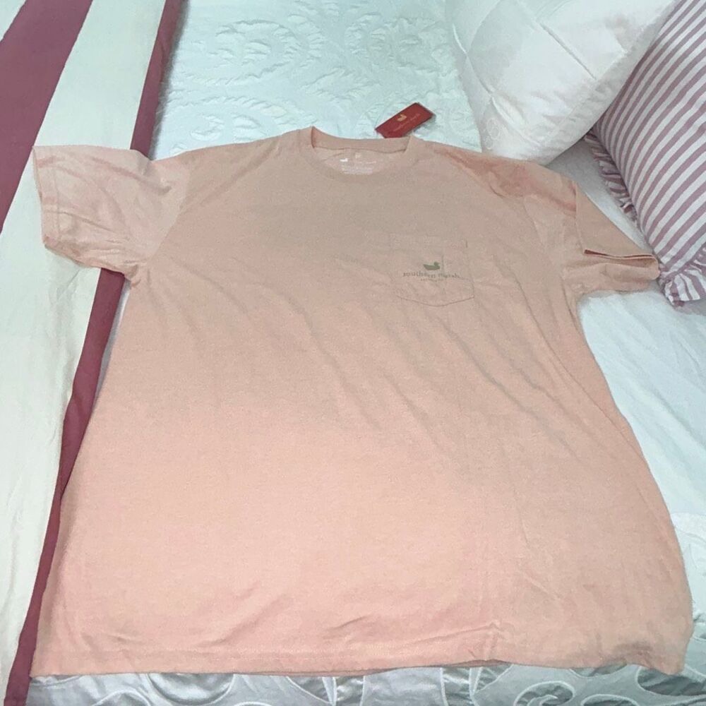 Southern marsh men’s xxl salmon tshirt